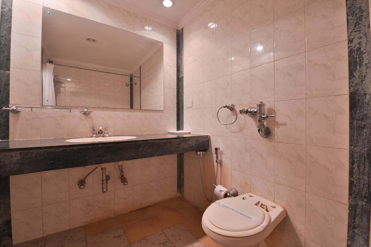 Hotel North Park Panchkula Ngoại thất bức ảnh