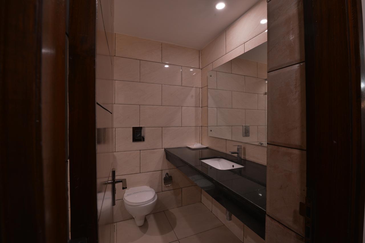 Hotel North Park Panchkula Ngoại thất bức ảnh